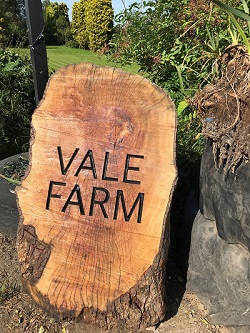 vale-farm-sign-250.jpg